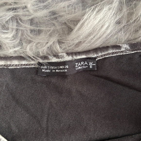 Velour asymmetrical silver bodysuit - Picture 2 of 3